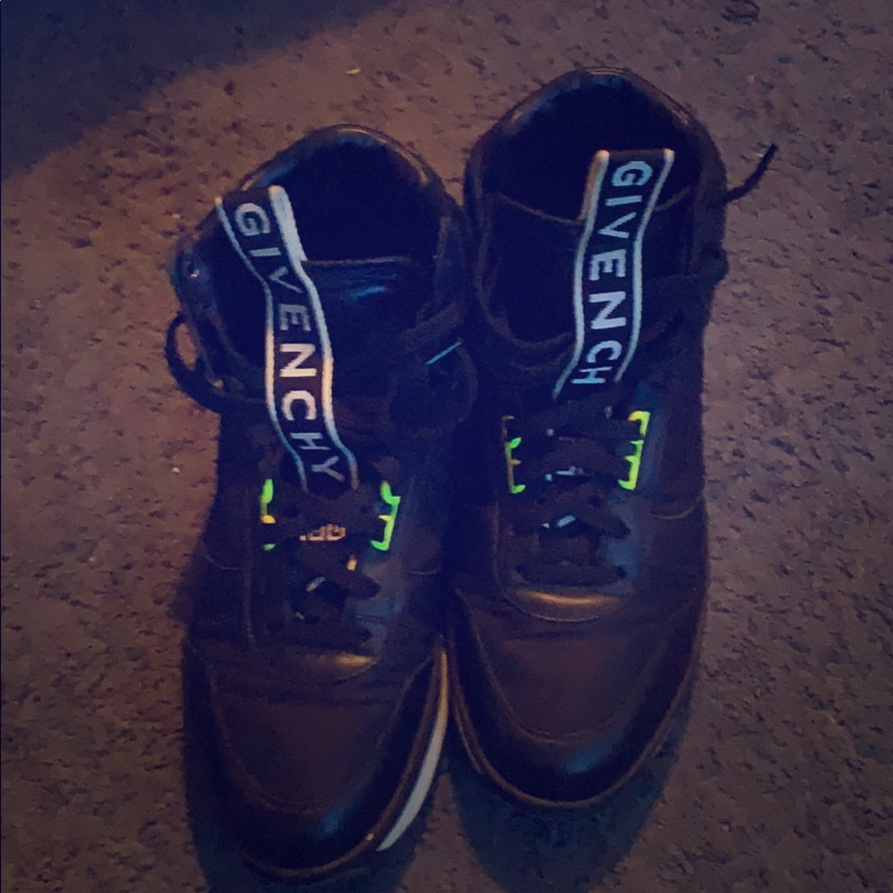 Givenchy high top size 41 (8)